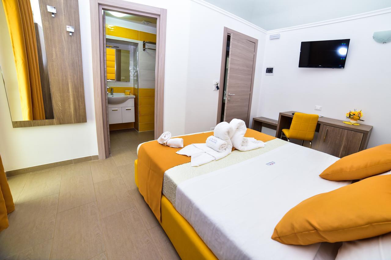 La Palazzina Bed & Breakfast Porto Cesareo Exterior photo